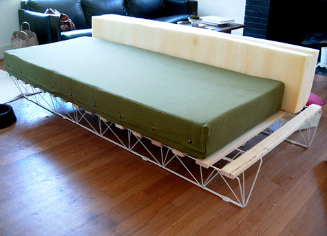 Cómo tapizar un sofá con espuma –canalHOGAR